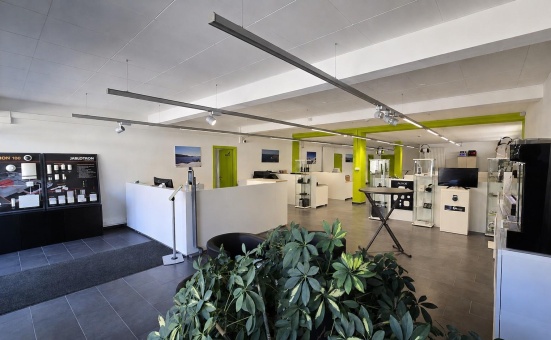 Local commercial, 427.00 m2