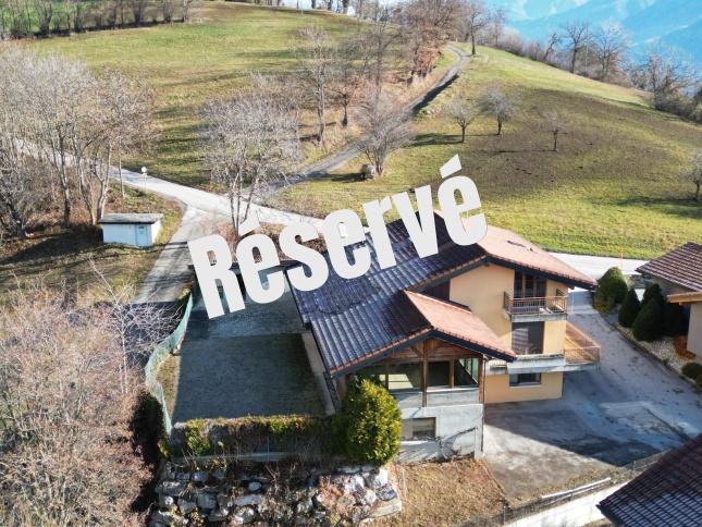 Maison, 7.5 pièces, 214.00 m2 Maison, 7.5 pièces, 214.00 m2