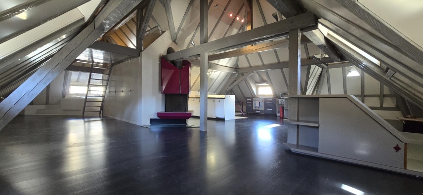 Villa, 8.5 pièces, 711.67 m2