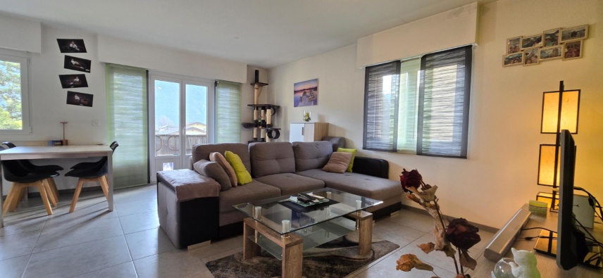 Traversant, 4.5 pièces, 82.00 m2 Traversant, 4.5 pièces, 82.00 m2